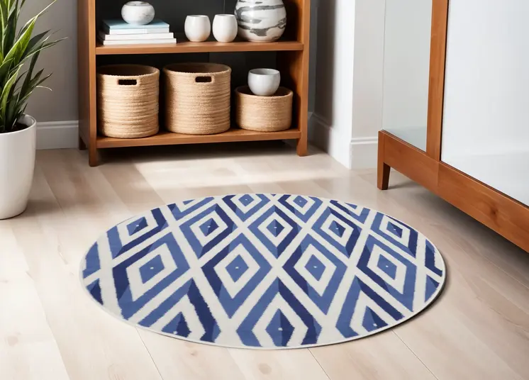 5' Ivory and Blue Geometric Round Rug