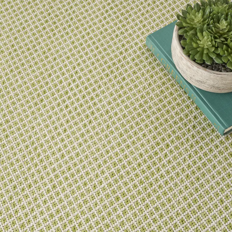 5' Ivory And Green Round Geometric Indoor Outdoor Area Rug