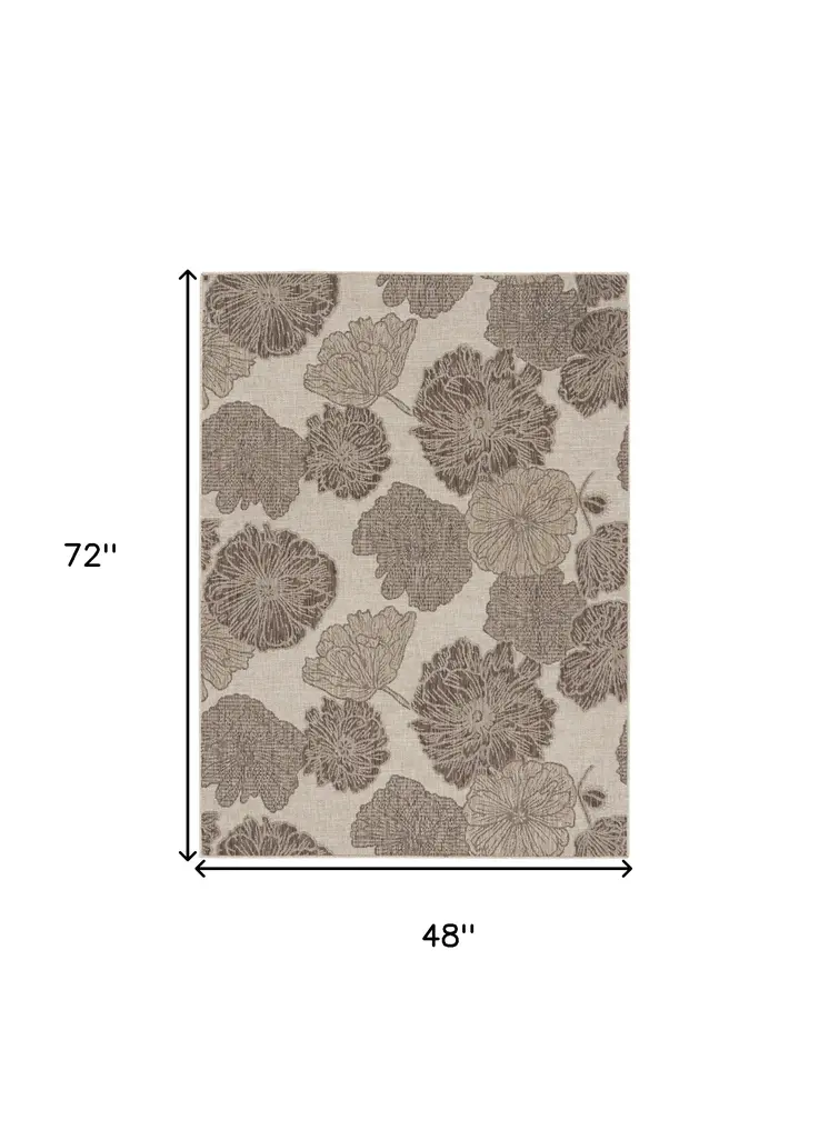 4' X 6' Natural And Ivory Floral Indoor Outdoor Area Rug
