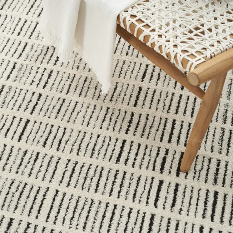 4' X 6' Ivory and Black Geometric Area Rug