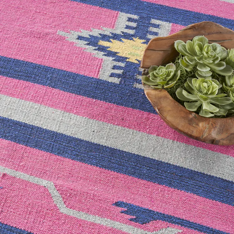 8' X 10' Pink and Blue Southwestern Handmade Area Rug With Fringe