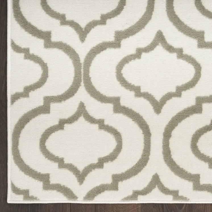 7' Ivory and Green Trellis Runner Rug
