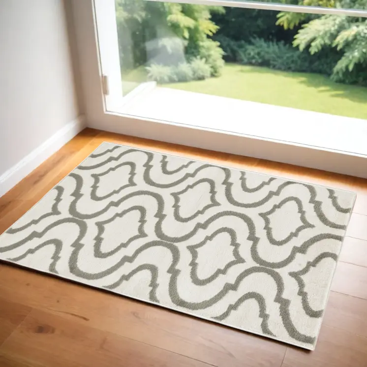 2' X 4' Ivory and Green Trellis Area Rug