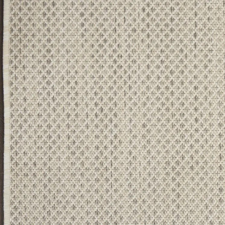 16' Ivory And Silver Geometric Indoor Outdoor Runner Rug