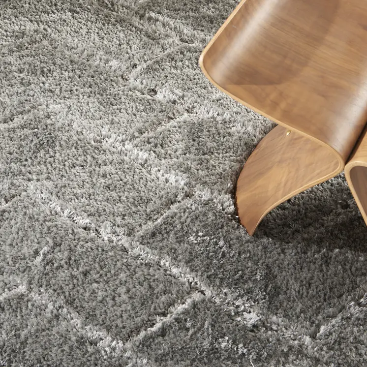 4' X 6' Gray Chevron Shag Area Rug