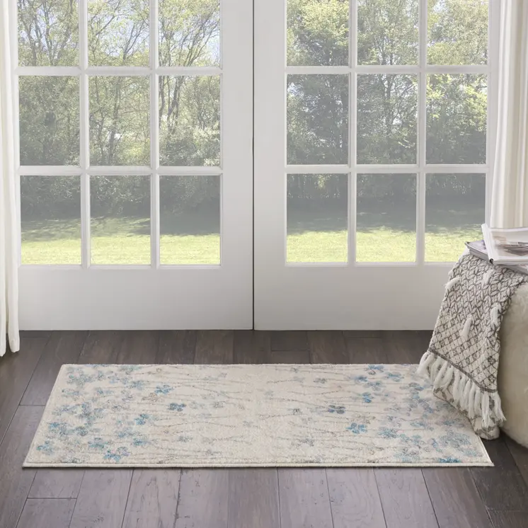 2' X 4' Ivory And Blue Floral Area Rug