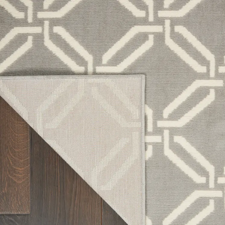 4' X 6' Gray and Beige Trellis Area Rug