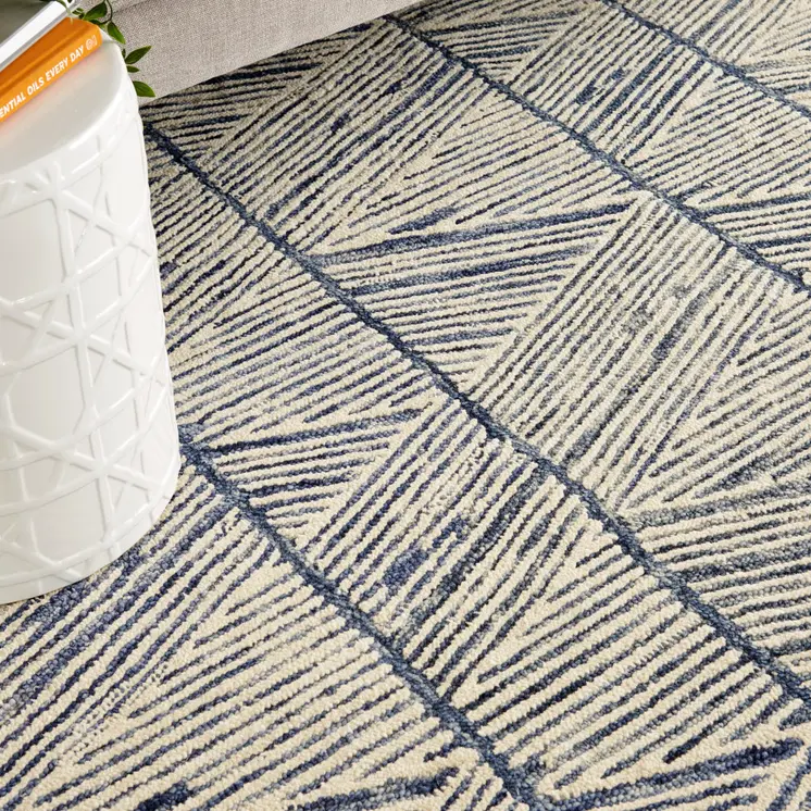 8' X 12' Blue And White Wool Geometric Area Rug