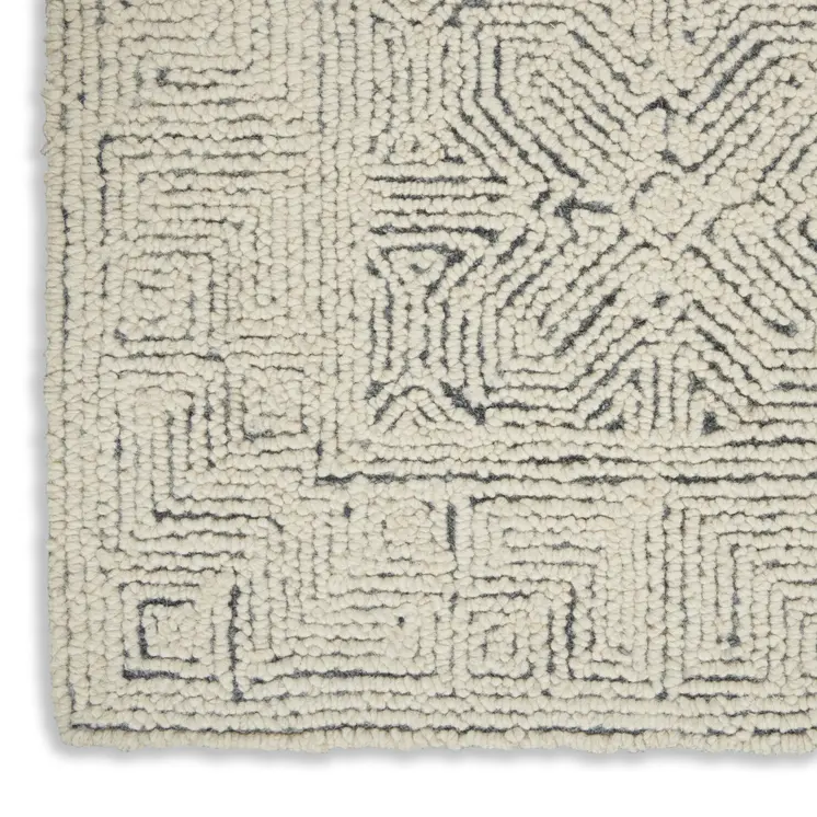 5' X 7' Navy Blue and Ivory Wool Abstract Area Rug