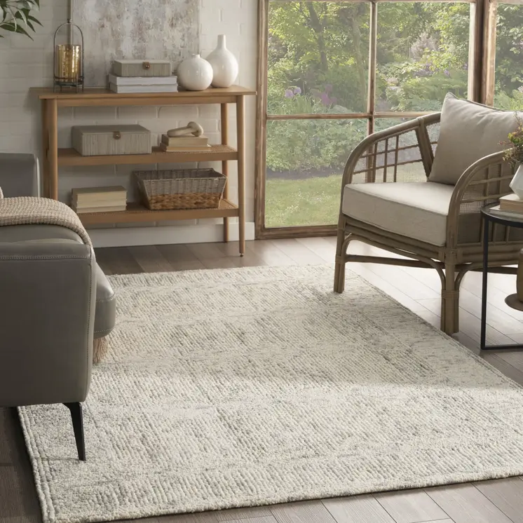 5' X 7' Ivory and Gray Wool Geometric Area Rug