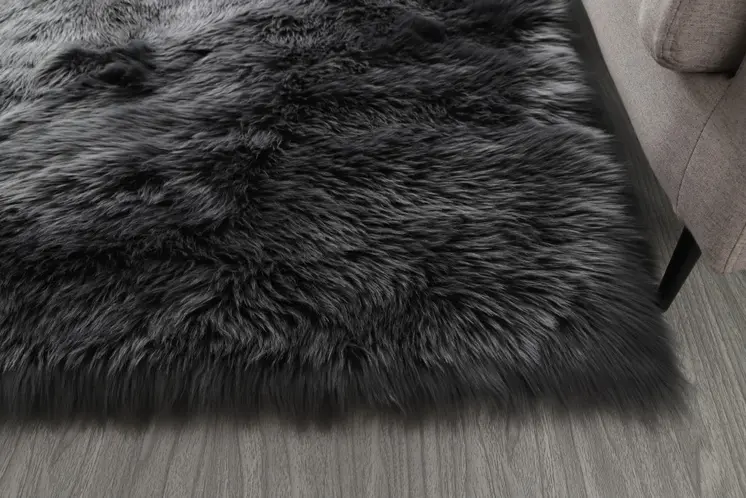 4' X 6' Dark Gray Faux Fur Washable Area Rug