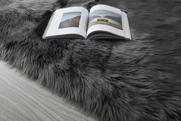 5' X 7' Gray Faux Fur Shag Washable Area Rug