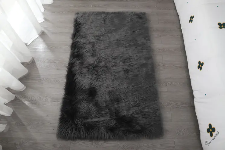 5' X 7' Gray Faux Fur Shag Washable Area Rug