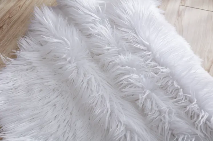 3' X 6' White Faux Fur Hand Tufted Area Rug