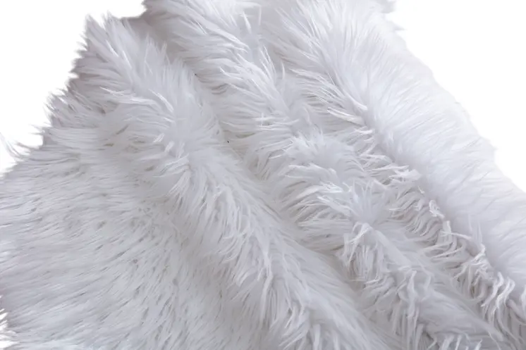 3' X 6' White Faux Fur Hand Tufted Area Rug