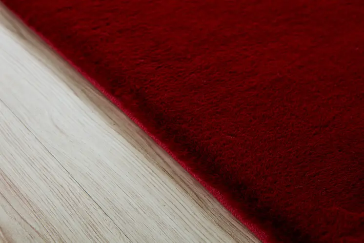 7' X 10' Red Faux Fur Shag Area Rug