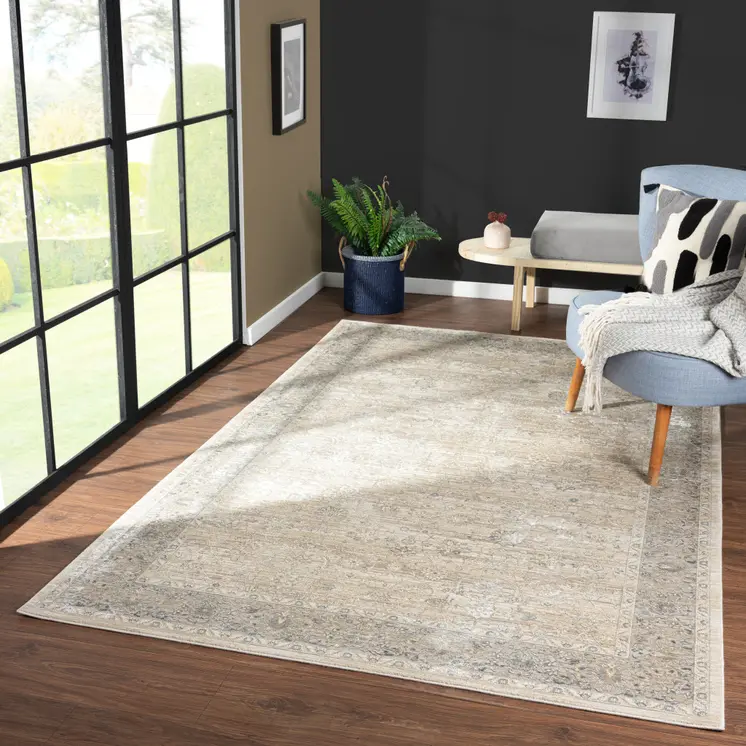 8' X 10' Beige and Ivory Floral Area Rug