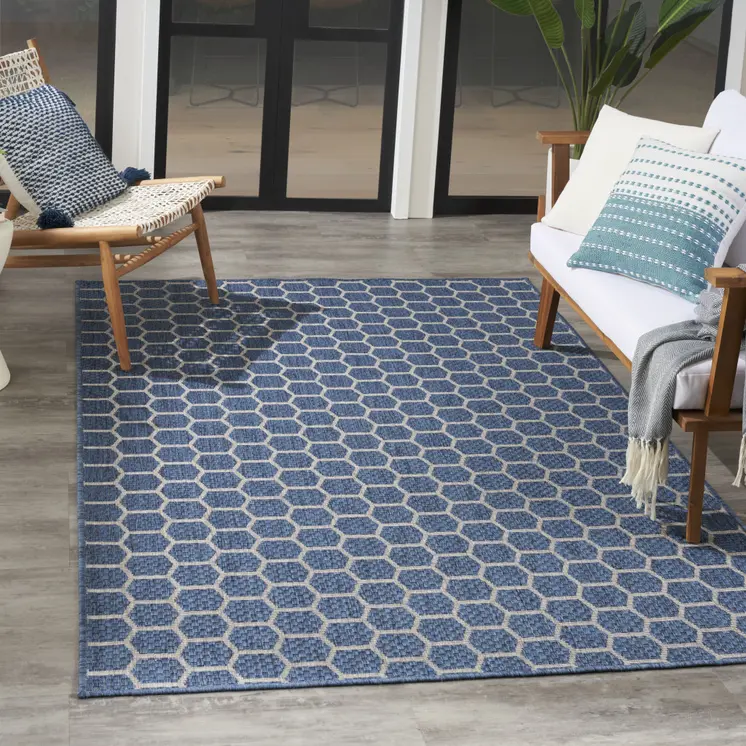 4' X 6' Blue And Ivory Geometric Indoor Outdoor Area Rug