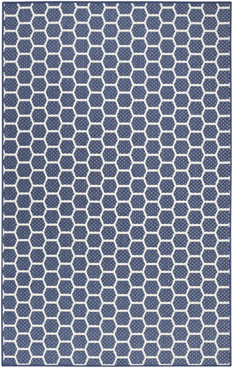 4' X 6' Navy Blue And Ivory Geometric Indoor Outdoor Area Rug