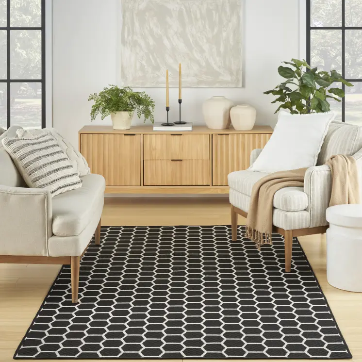 6' X 9' Black And Ivory Geometric Indoor Outdoor Area Rug