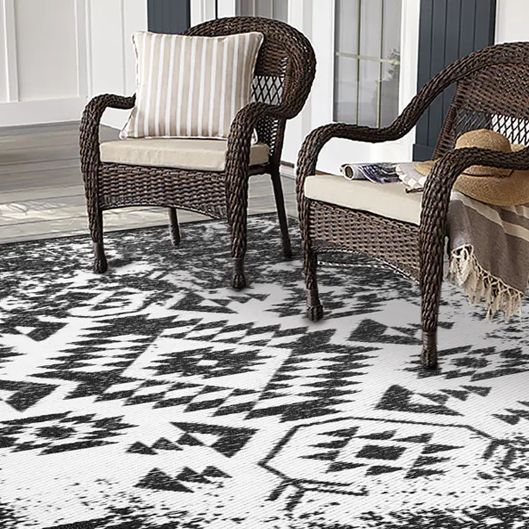 5' X 8' Black Indoor Outdoor Area Rug