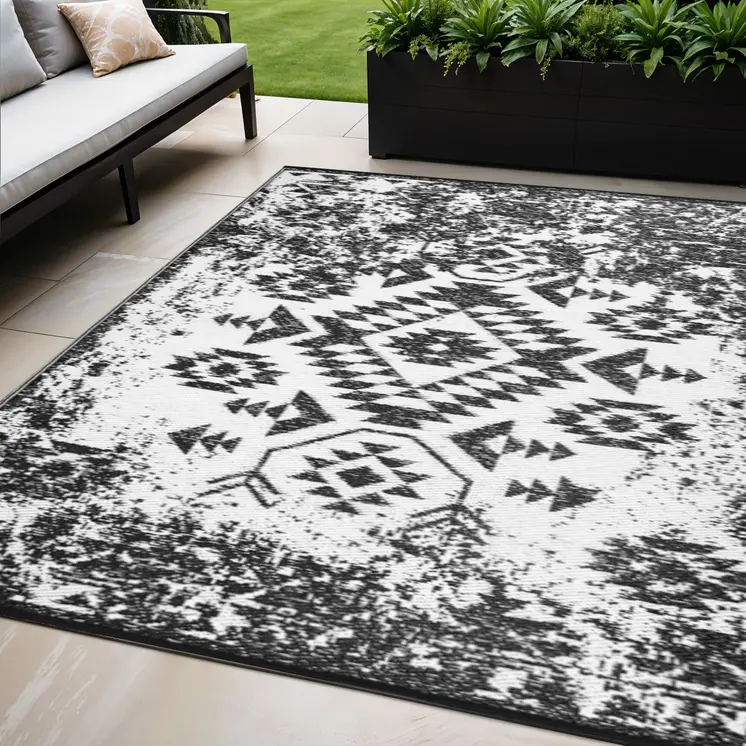 5' X 8' Black Indoor Outdoor Area Rug