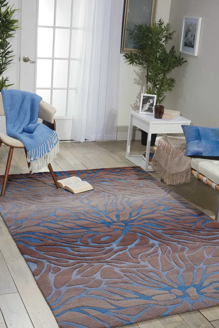 7' X 9' Beige Abstract Area Rug