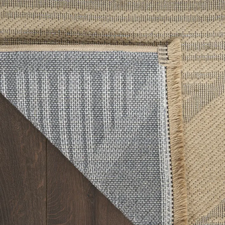 5' X 7' Natural And Beige Geometric Flatweave Non Skid Area Rug With Fringe