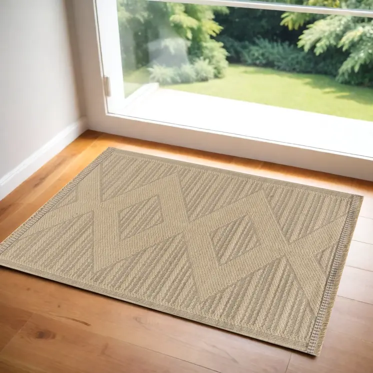 2' X 4' Natural And Beige Geometric Flatweave Non Skid Area Rug With Fringe