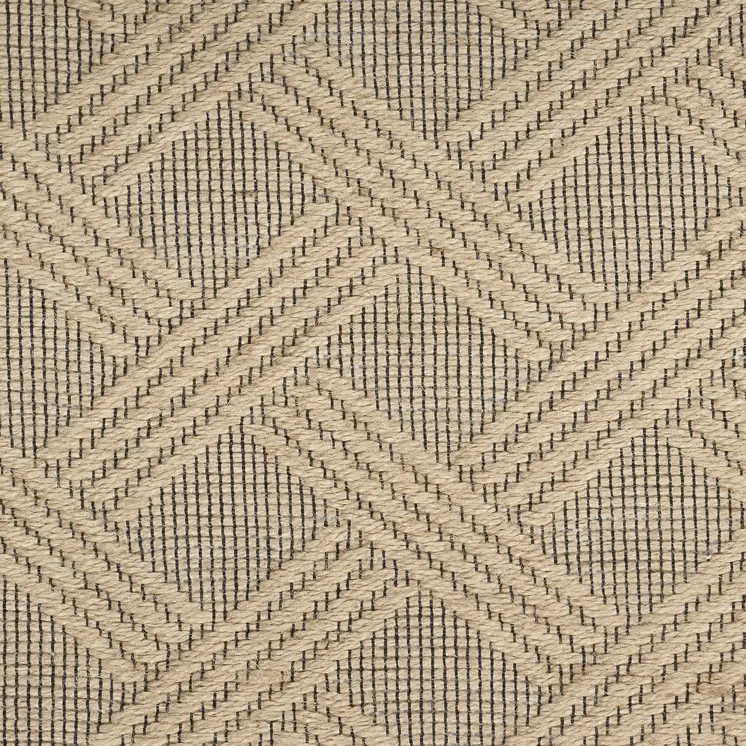 4' X 6' Natural Geometric Flatweave Non Skid Area Rug With Fringe