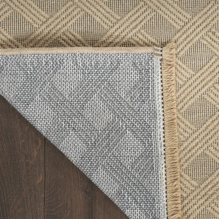 8' X 10' Natural Geometric Flatweave Non Skid Area Rug With Fringe