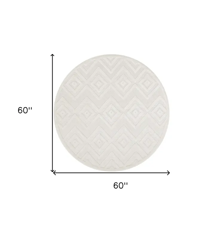 5' Ivory And White Geometric Indoor Outdoor Area Rug