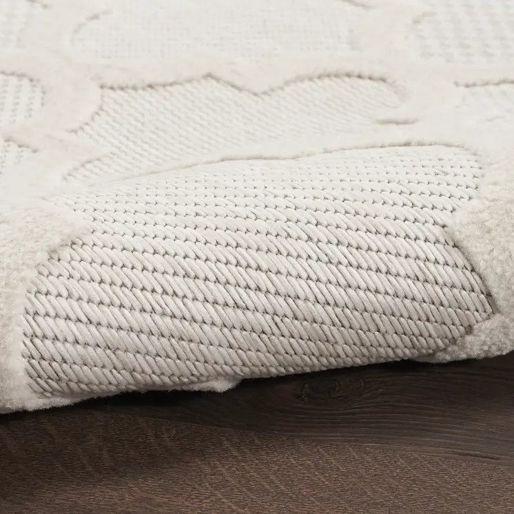 6' Ivory And White Geometric Indoor Outdoor Area Rug