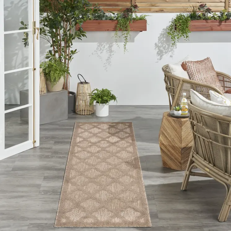 6' Natural And Beige Geometric Indoor Outdoor Area Rug