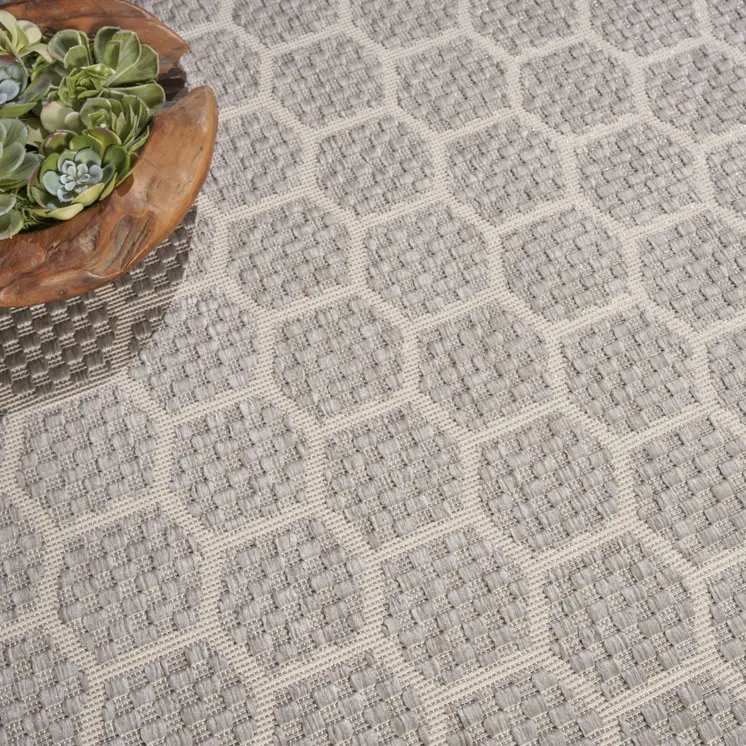 8' Gray And Ivory Geometric Indoor Outdoor Area Rug