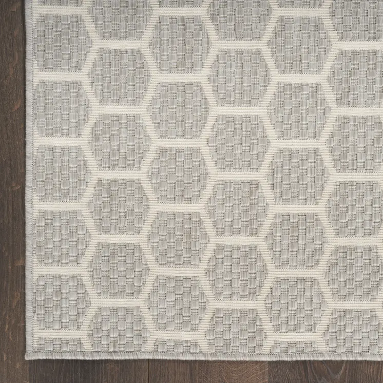 9' X 12' Gray And Ivory Geometric Indoor Outdoor Area Rug