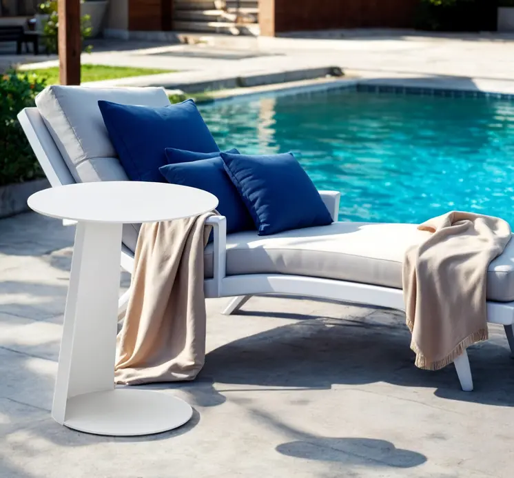 16" White Aluminum Rounded Outdoor Side Table