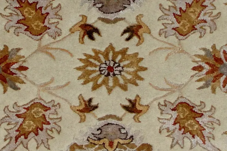 5' X 8' Cream Oriental Hand Tufted Non Skid Area Rug
