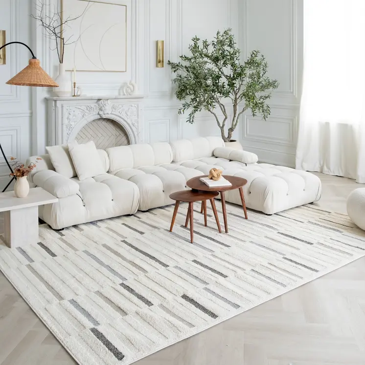 4' X 6' Gray and Cream Abstract Distressed Area Rug