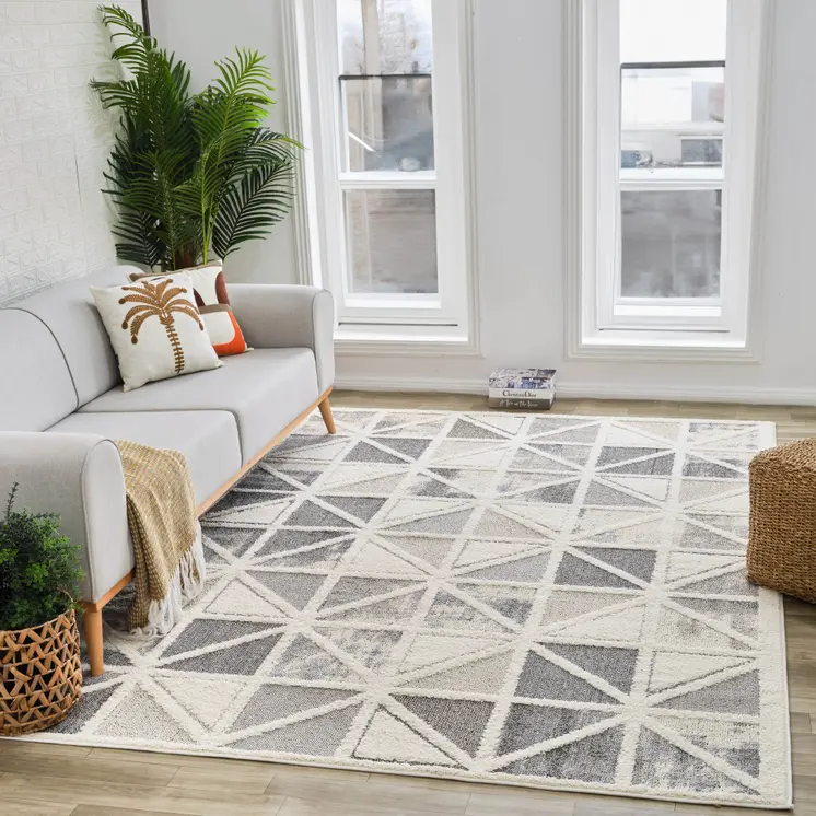 7' X 10' Gray and Cream Geometric Distressed Area Rug