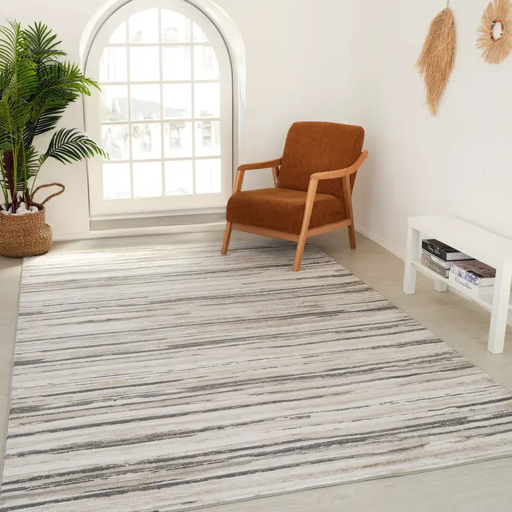 4' X 6' Gray and Beige Abstract Distressed Area Rug
