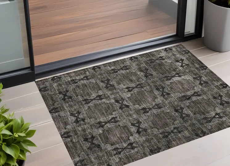 2' X 3' Gray and Black Floral Medallion Washable Non Skid Indoor Outdoor Area Rug