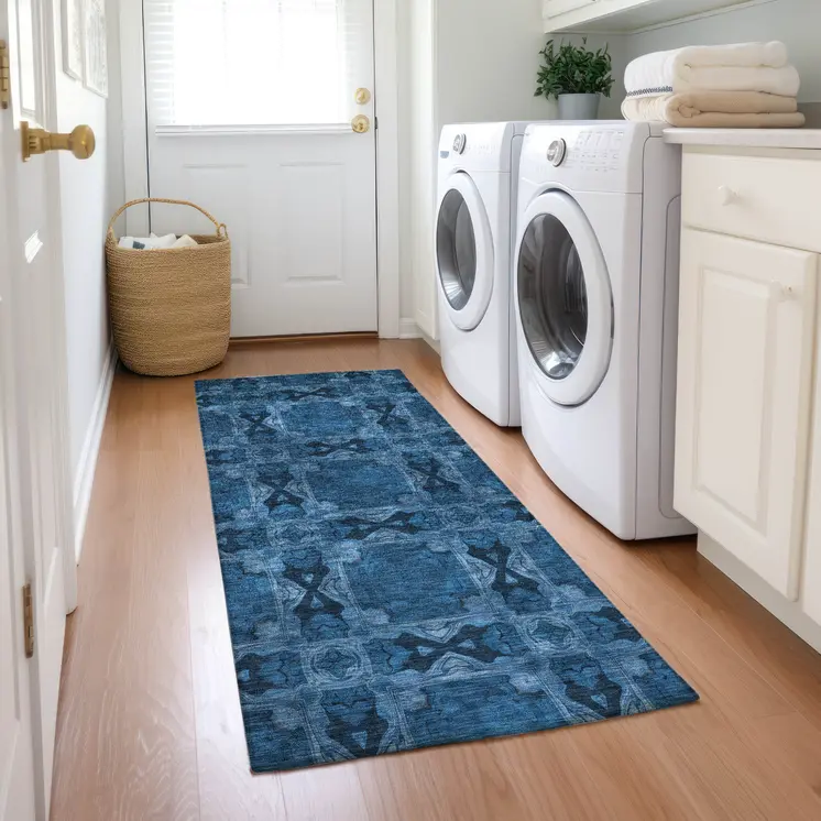 8' Gray Floral Medallion Washable Indoor Outdoor Runner Rug