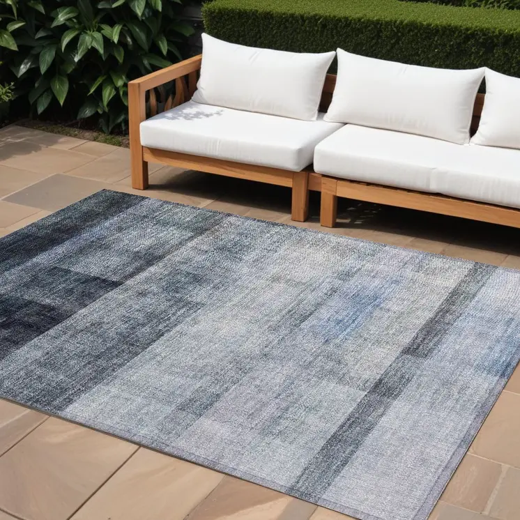 10' X 14' Gray Ombre Washable Indoor Outdoor Area Rug