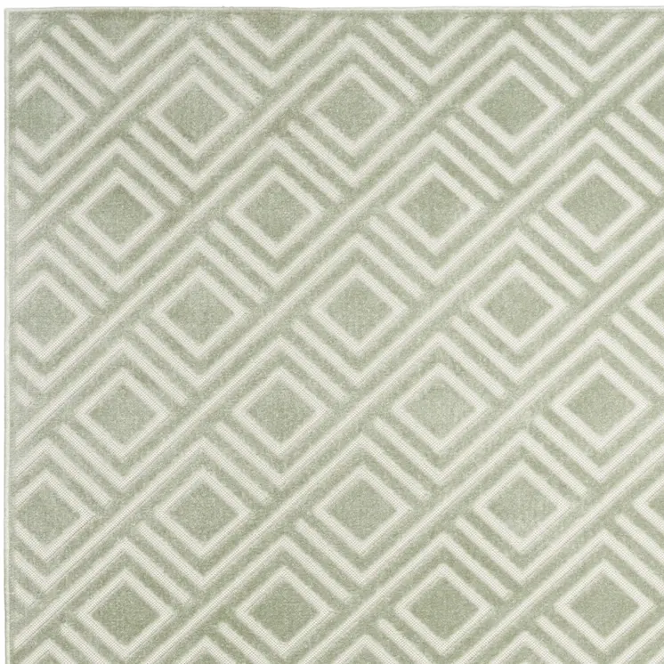 5' X 7' Green Geometric Area Rug