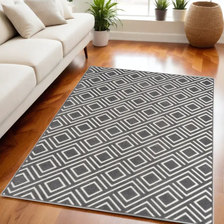 5' X 7' Gray Geometric Area Rug