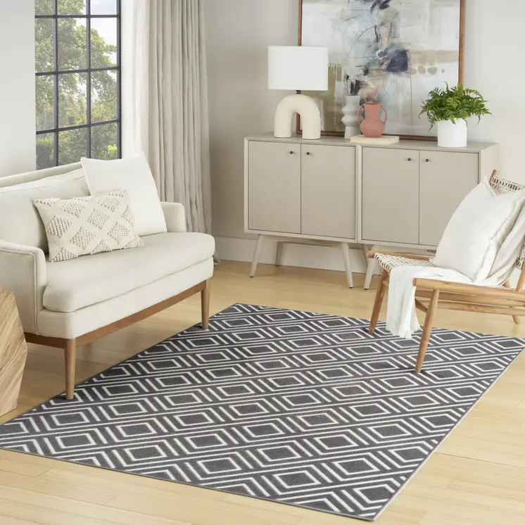 5' X 7' Gray Geometric Area Rug