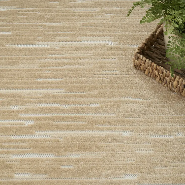 5' X 7' Tan Geometric Area Rug