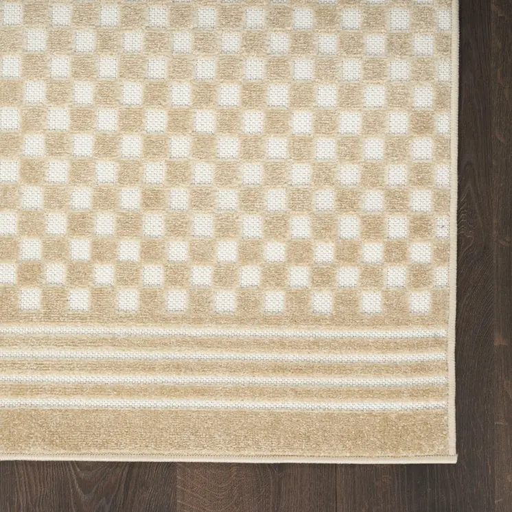 5' X 7' Tan Geometric Area Rug
