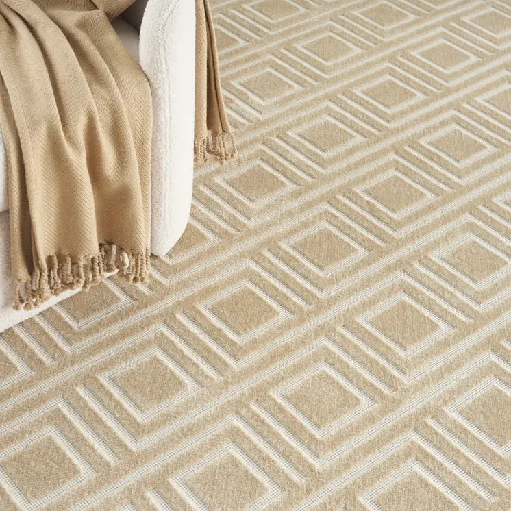5' X 7' Tan Geometric Area Rug